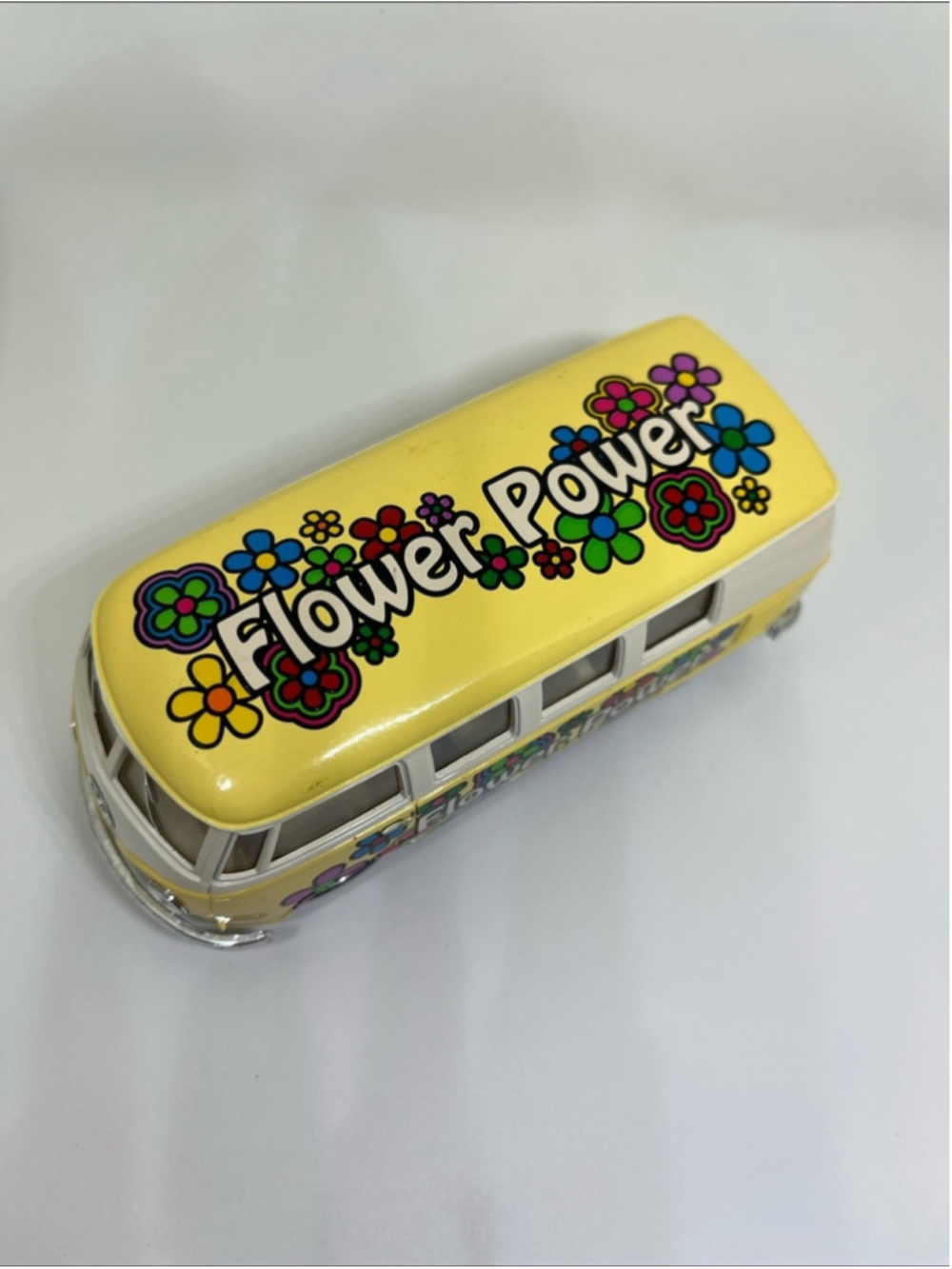 1962 Volkswagen Bus - Flower Power Yellow Toy Van - Picture 2 of 6